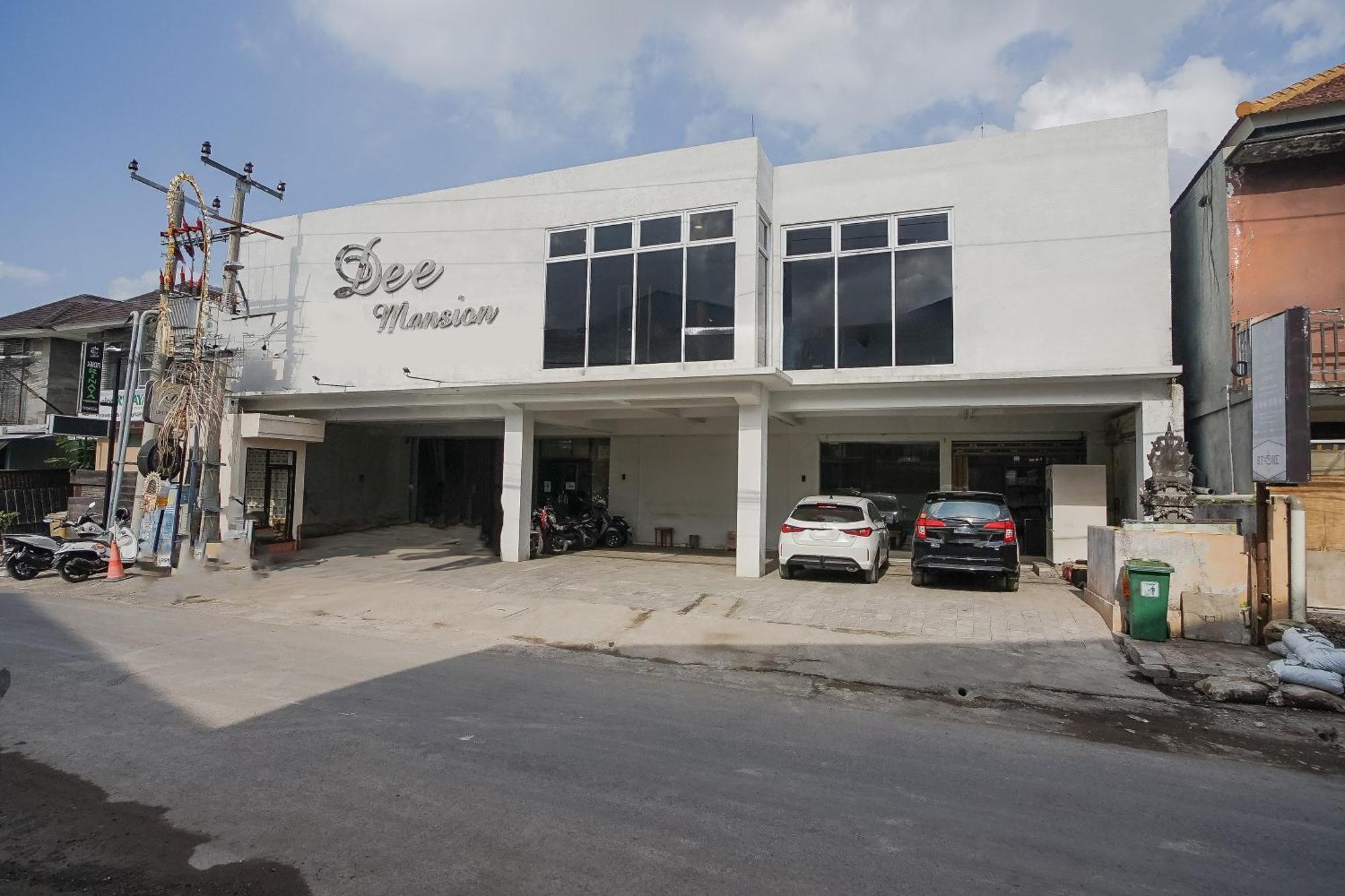 Hotel Dee Mansion Denpasar Exterior foto